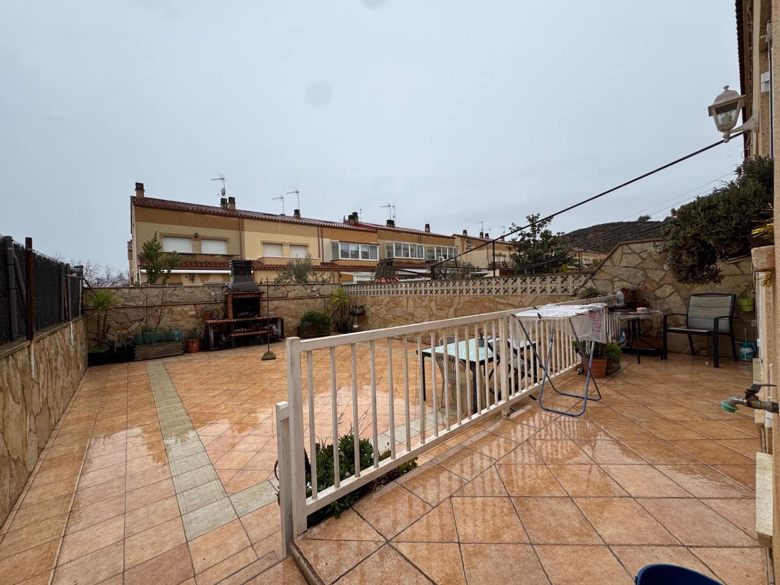 4 chambre Maison de Ville à vendre à Pira avec garage - 187 000 € (Ref: 9534030)