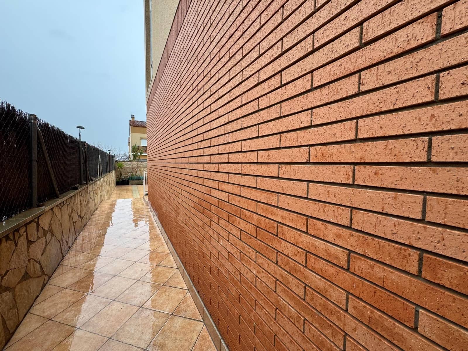 4 chambre Maison de Ville à vendre à Pira avec garage - 187 000 € (Ref: 9534030)