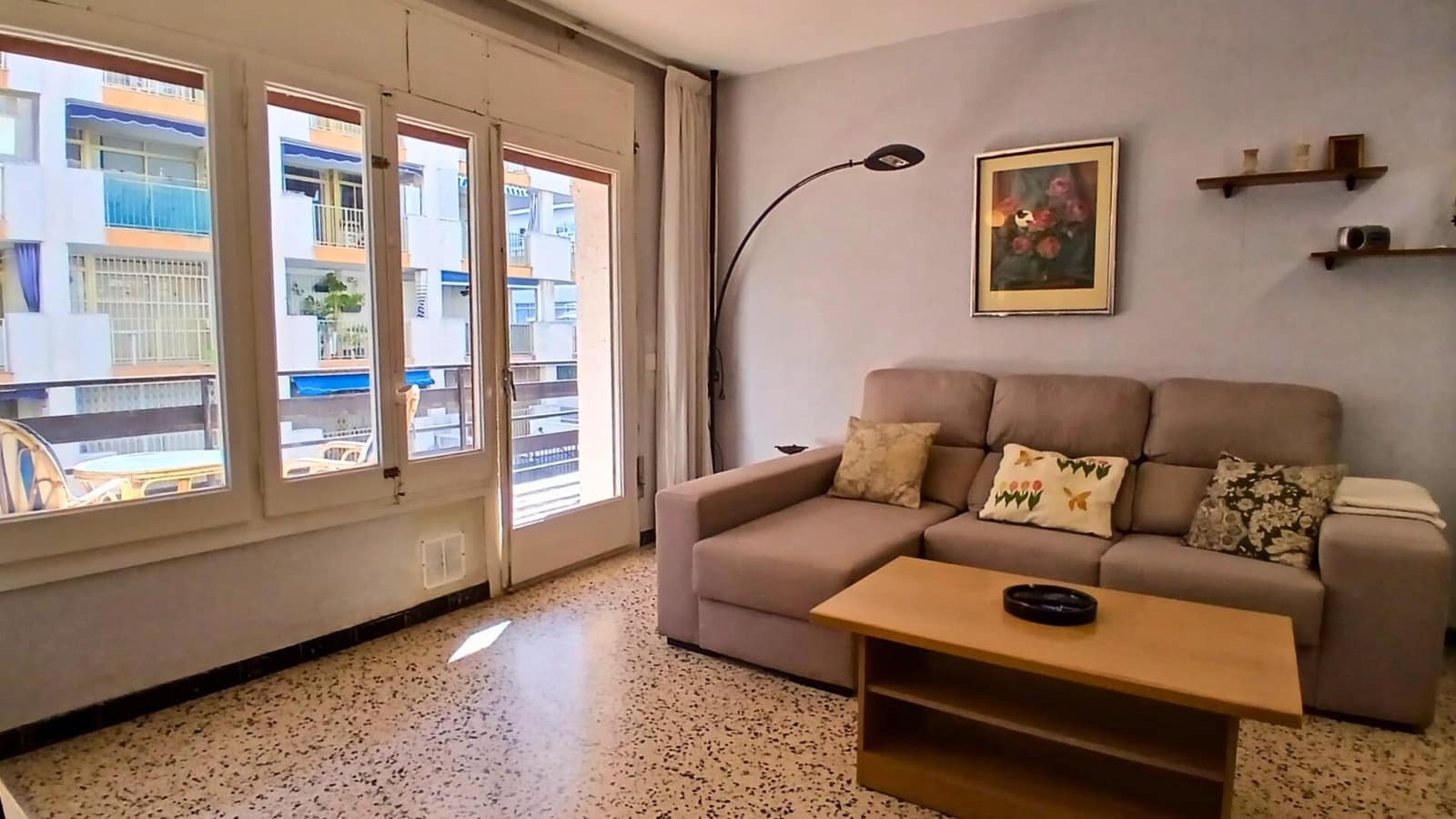 2 bedroom Flat for sale in Salou - € 133,000 (Ref: 9555836)