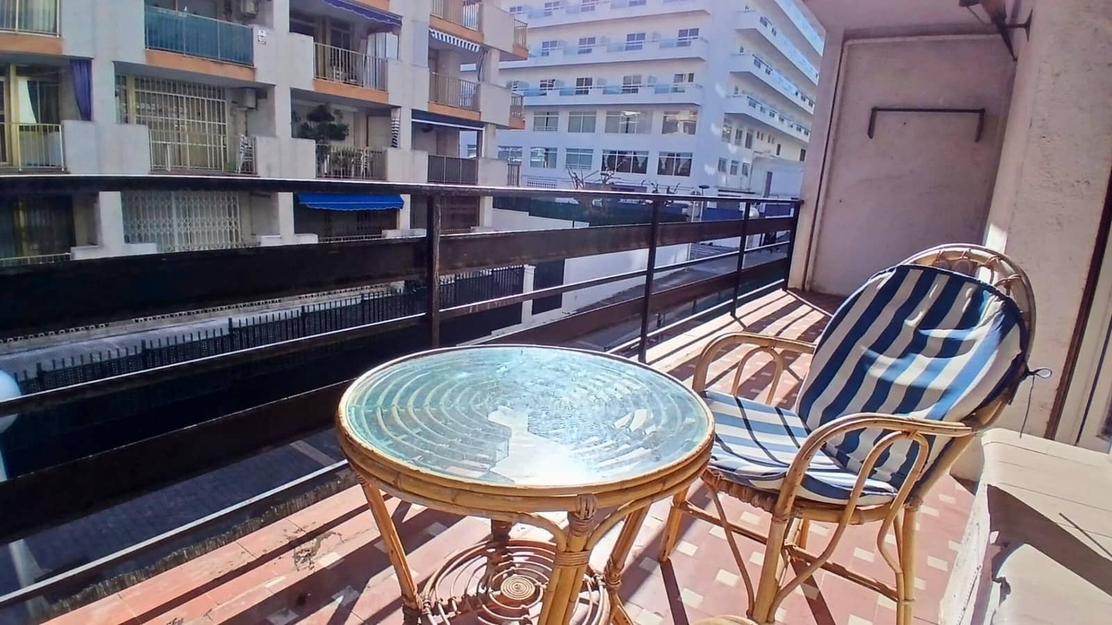 2 bedroom Flat for sale in Salou - € 133,000 (Ref: 9555836)