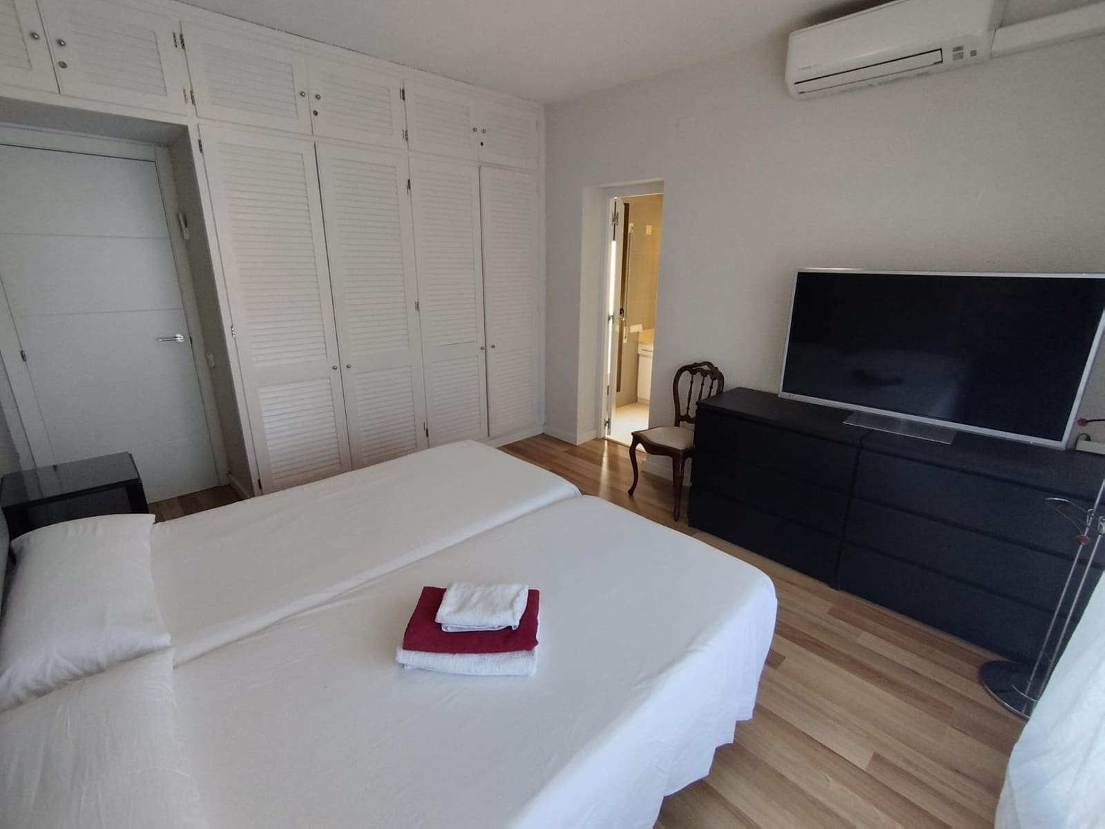 5 bedroom Terraced Villa for sale in Salou with pool garage - € 495,000 (Ref: 9568661)