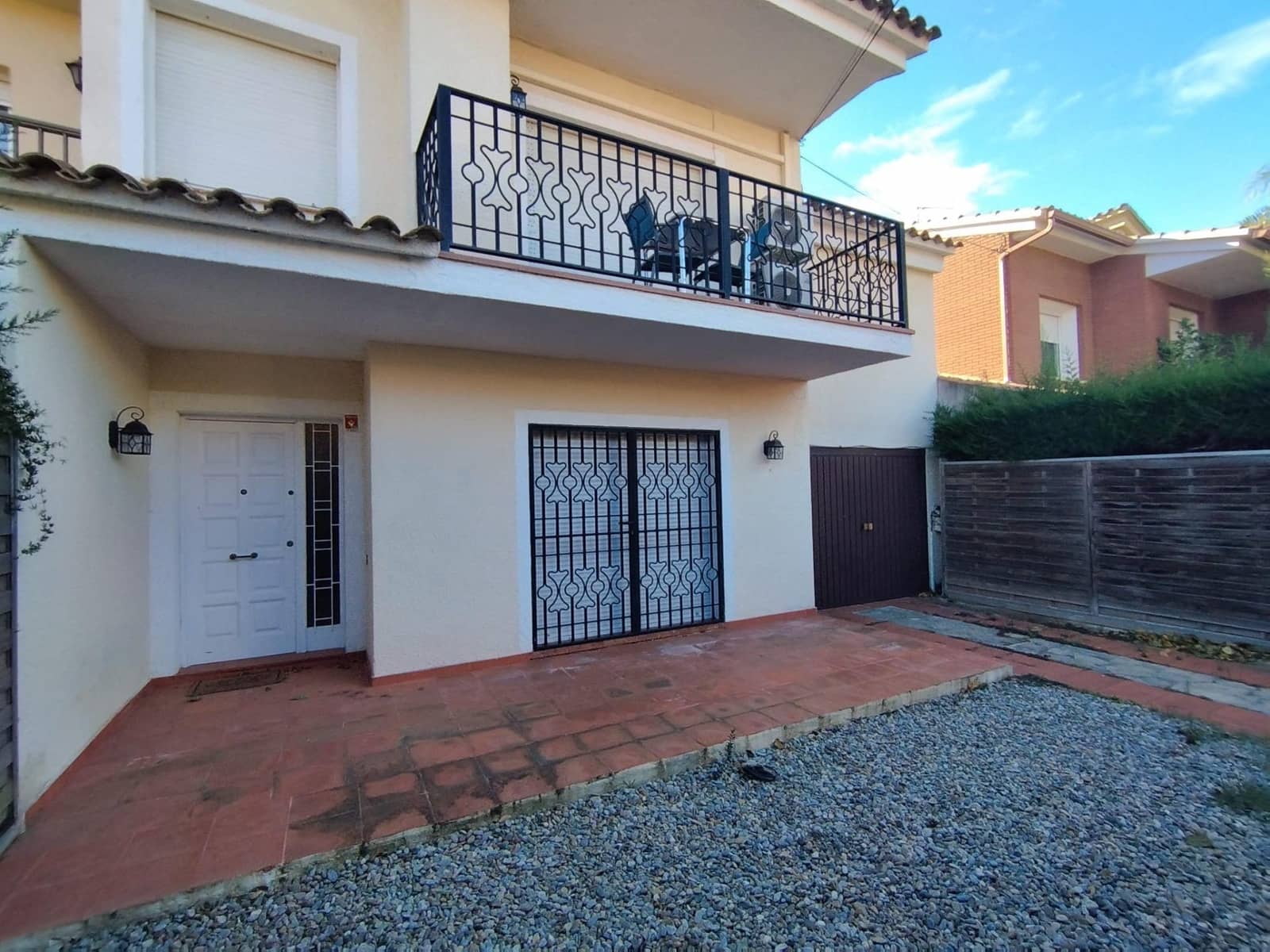 5 bedroom Terraced Villa for sale in Salou with pool garage - € 495,000 (Ref: 9568661)