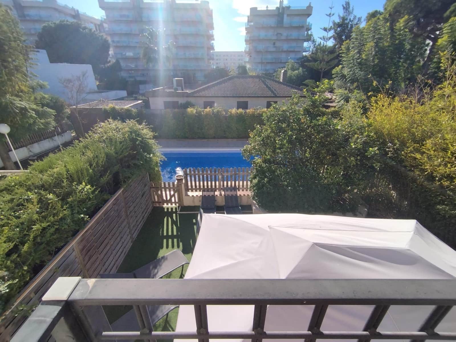 5 bedroom Terraced Villa for sale in Salou with pool garage - € 495,000 (Ref: 9568661)