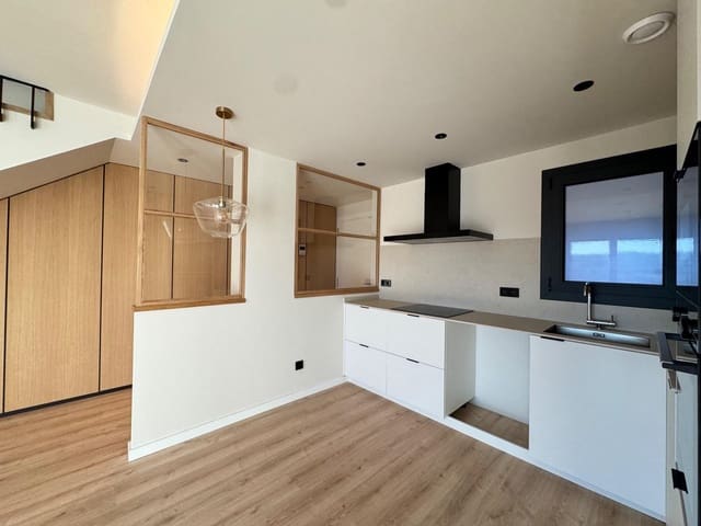 3 sovrum Lägenhet till salu i Igualada med garage - 325 000 € (Ref: 9576706)