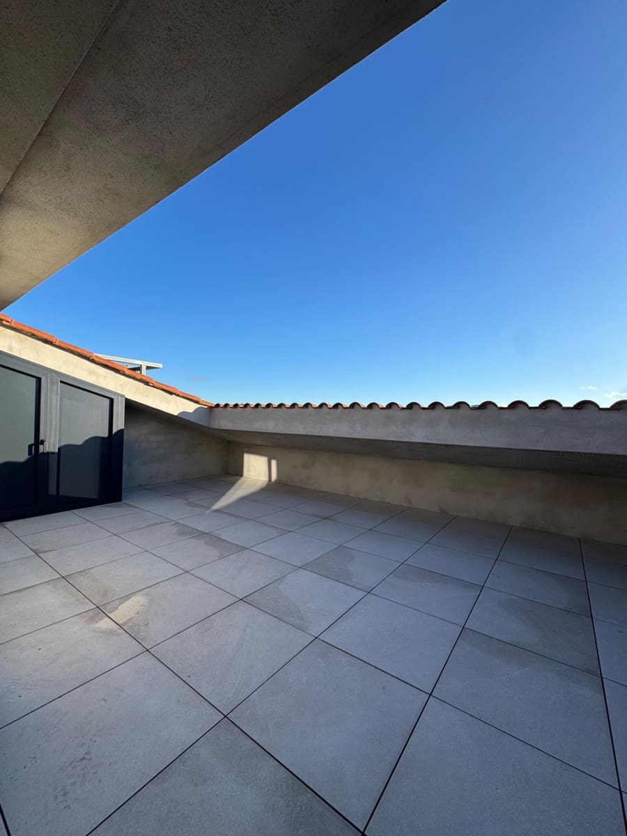 3 bedroom Apartment for sale in Igualada with garage - € 325,000 (Ref: 9576706)