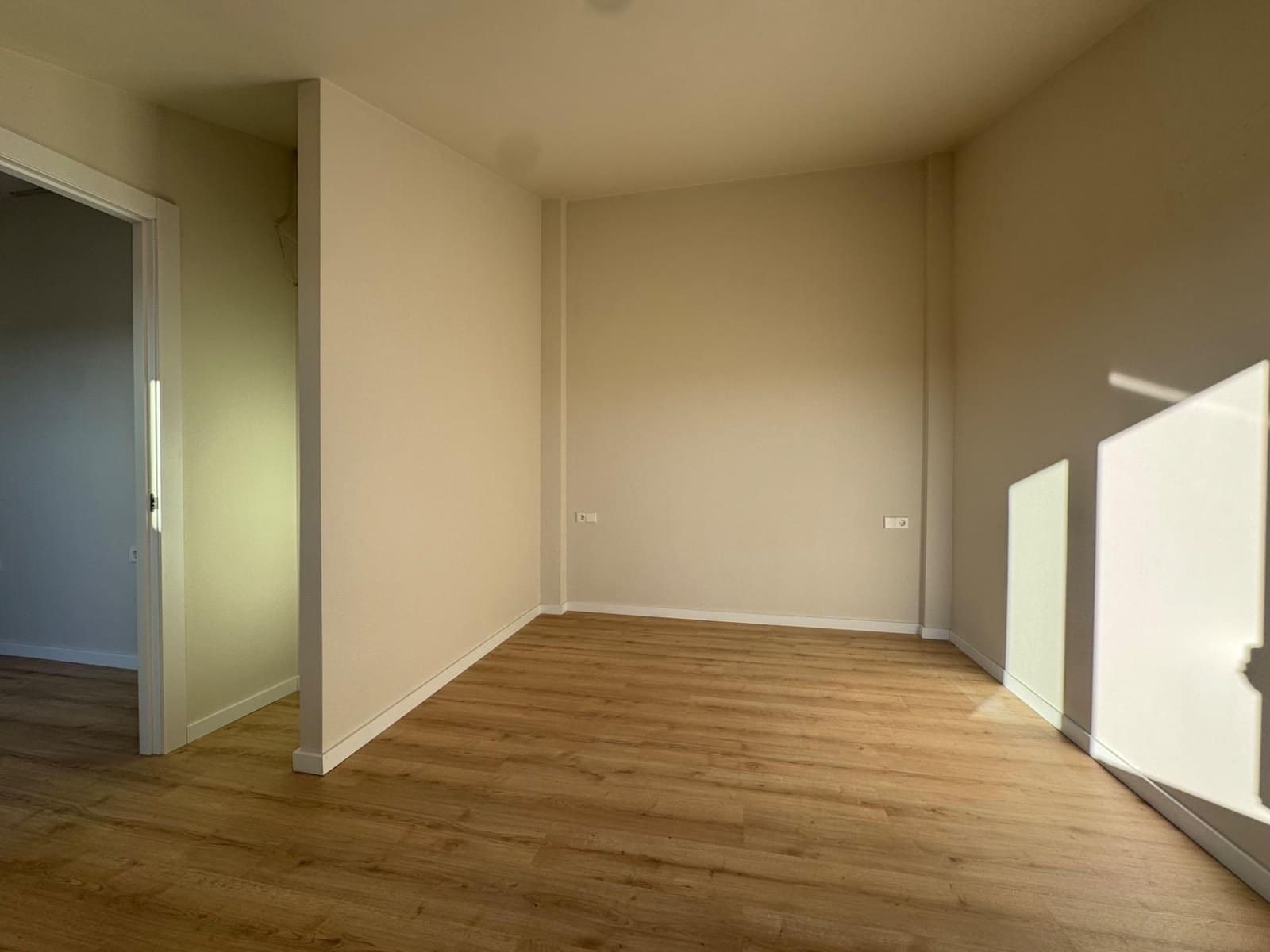 3 bedroom Apartment for sale in Igualada with garage - € 325,000 (Ref: 9576706)