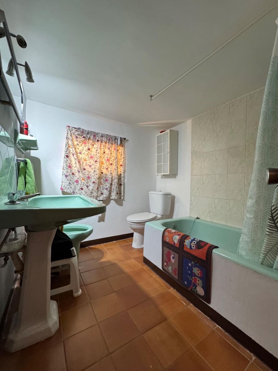 3 bedroom Townhouse for sale in Cervera - € 68,000 (Ref: 9582948)