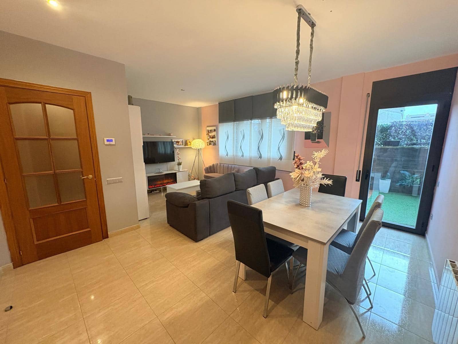 2 bedroom Flat for sale in Sant Guim de Freixenet - € 140,000 (Ref: 9591280)