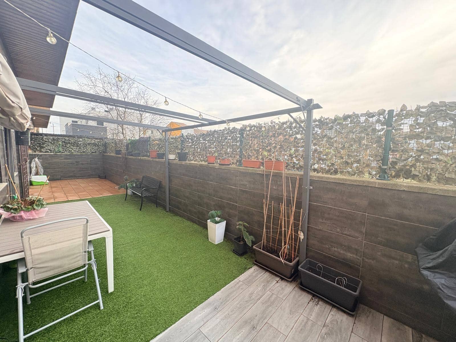 2 bedroom Flat for sale in Sant Guim de Freixenet - € 140,000 (Ref: 9591280)