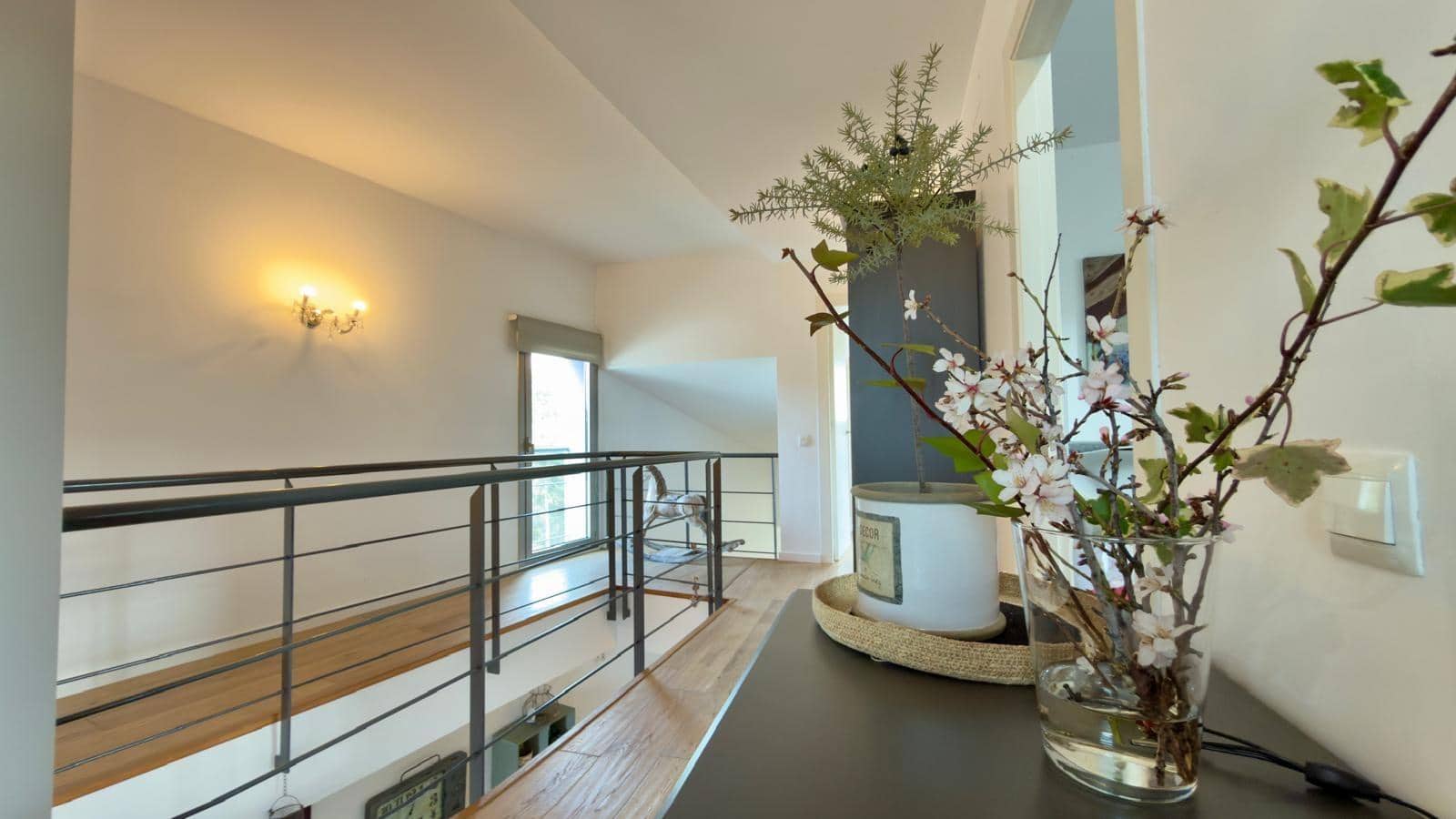 Chalet de 5 habitaciones en Castellolí en venta con garaje - 479.000 € (Ref: 9604977)