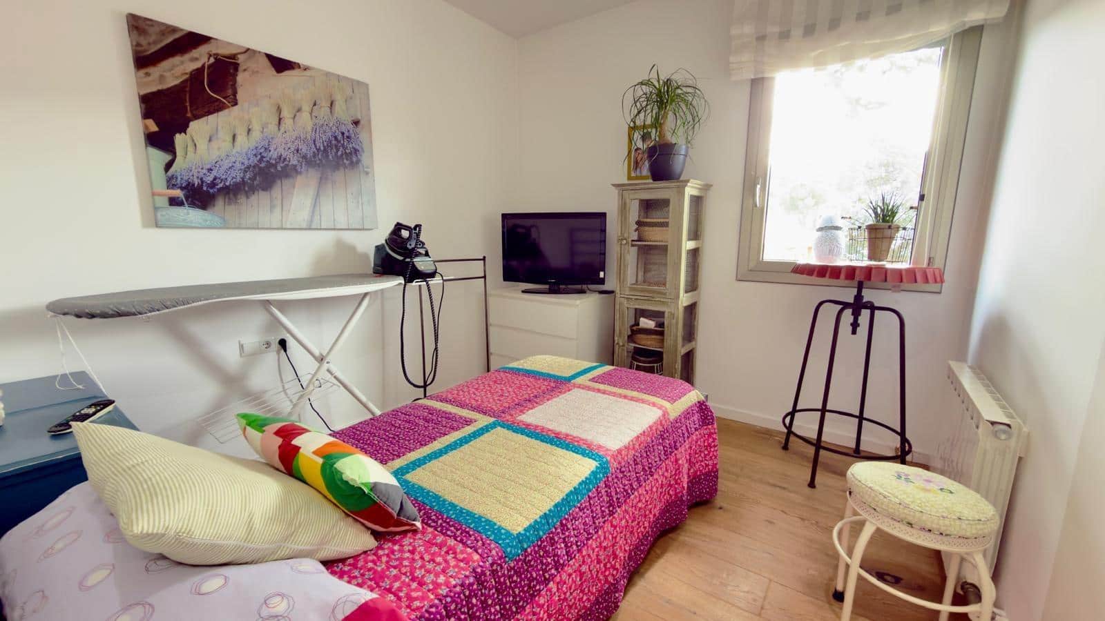 Chalet de 5 habitaciones en Castellolí en venta con garaje - 479.000 € (Ref: 9604977)