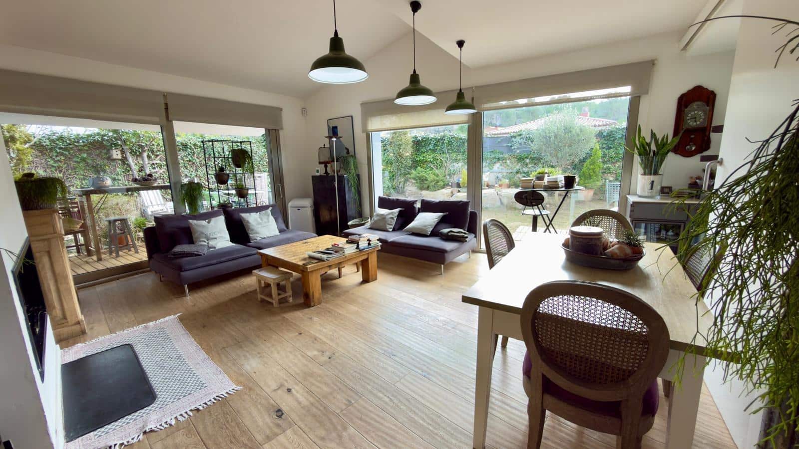 5 bedroom Villa for sale in Castelloli with garage - € 479,000 (Ref: 9604977)