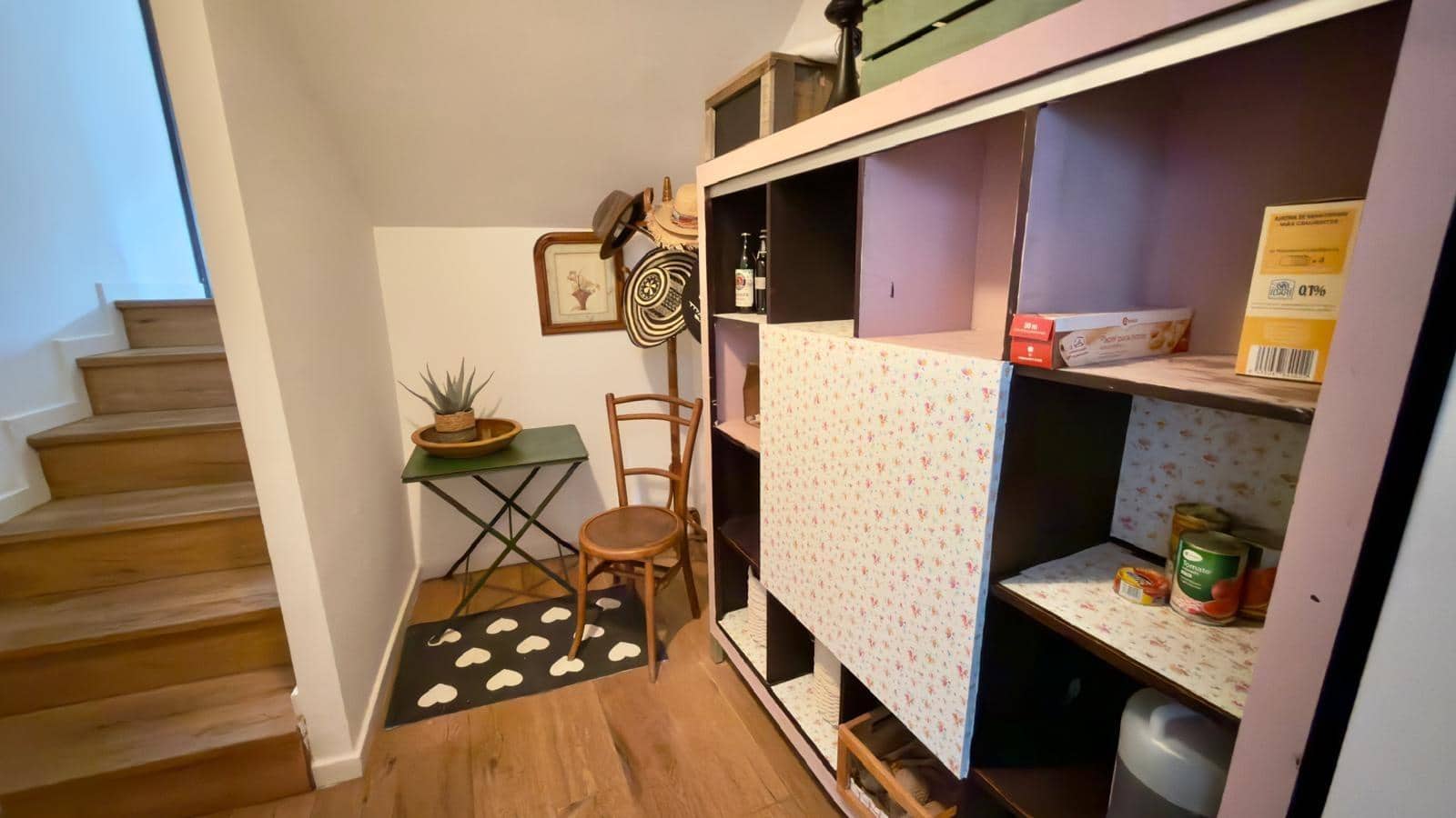 5 bedroom Villa for sale in Castelloli with garage - € 479,000 (Ref: 9604977)