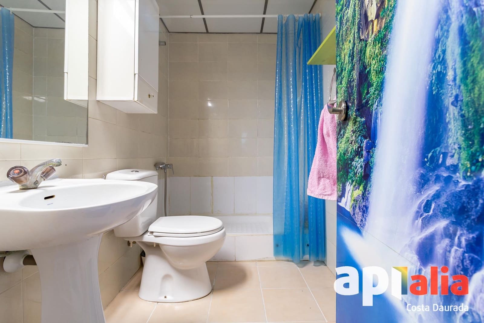 2 bedroom Flat for sale in Salou with pool - € 169,000 (Ref: 9608071)