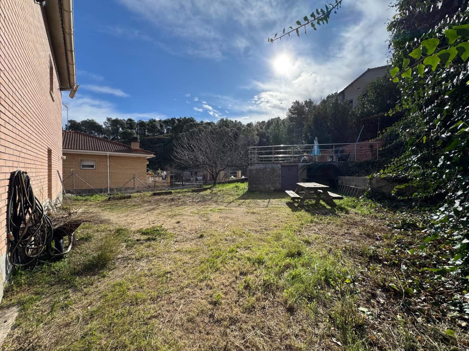 4 bedroom Villa for sale in La Pobla de Claramunt - € 250,000 (Ref: 9619233)