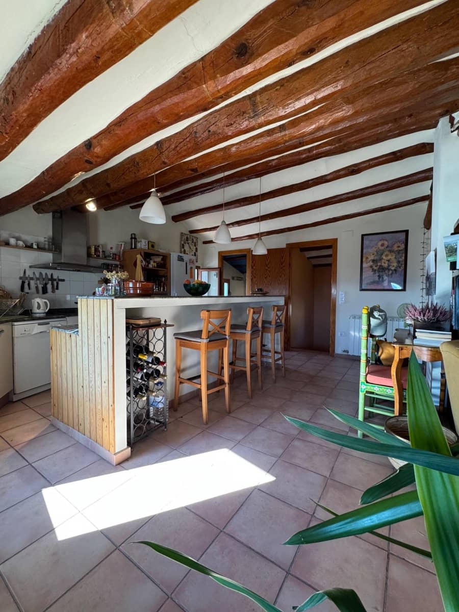 4 soveværelse Finca/Landehus til salg i Argencola - € 339.000 (Ref: 9625575)