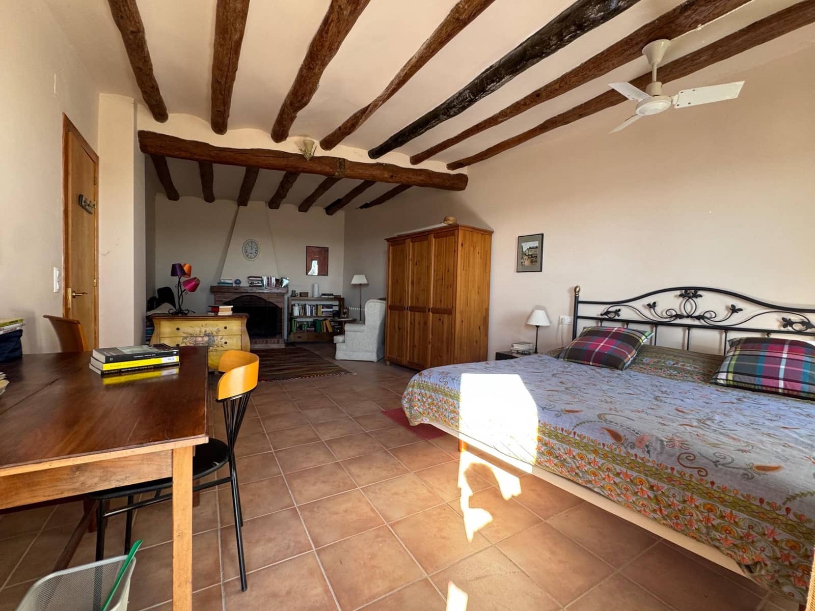 4 soveværelse Finca/Landehus til salg i Argencola - € 339.000 (Ref: 9625575)