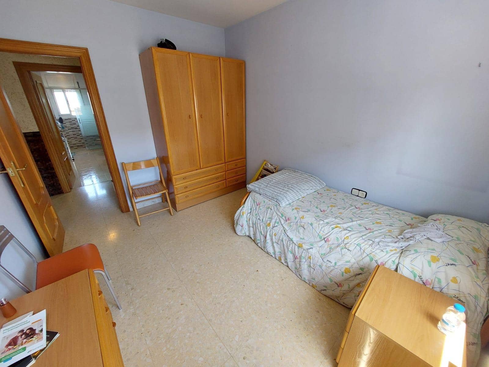 4 soverom Villa til salgs i Odena med garasje - € 269 000 (Ref: 9627504)