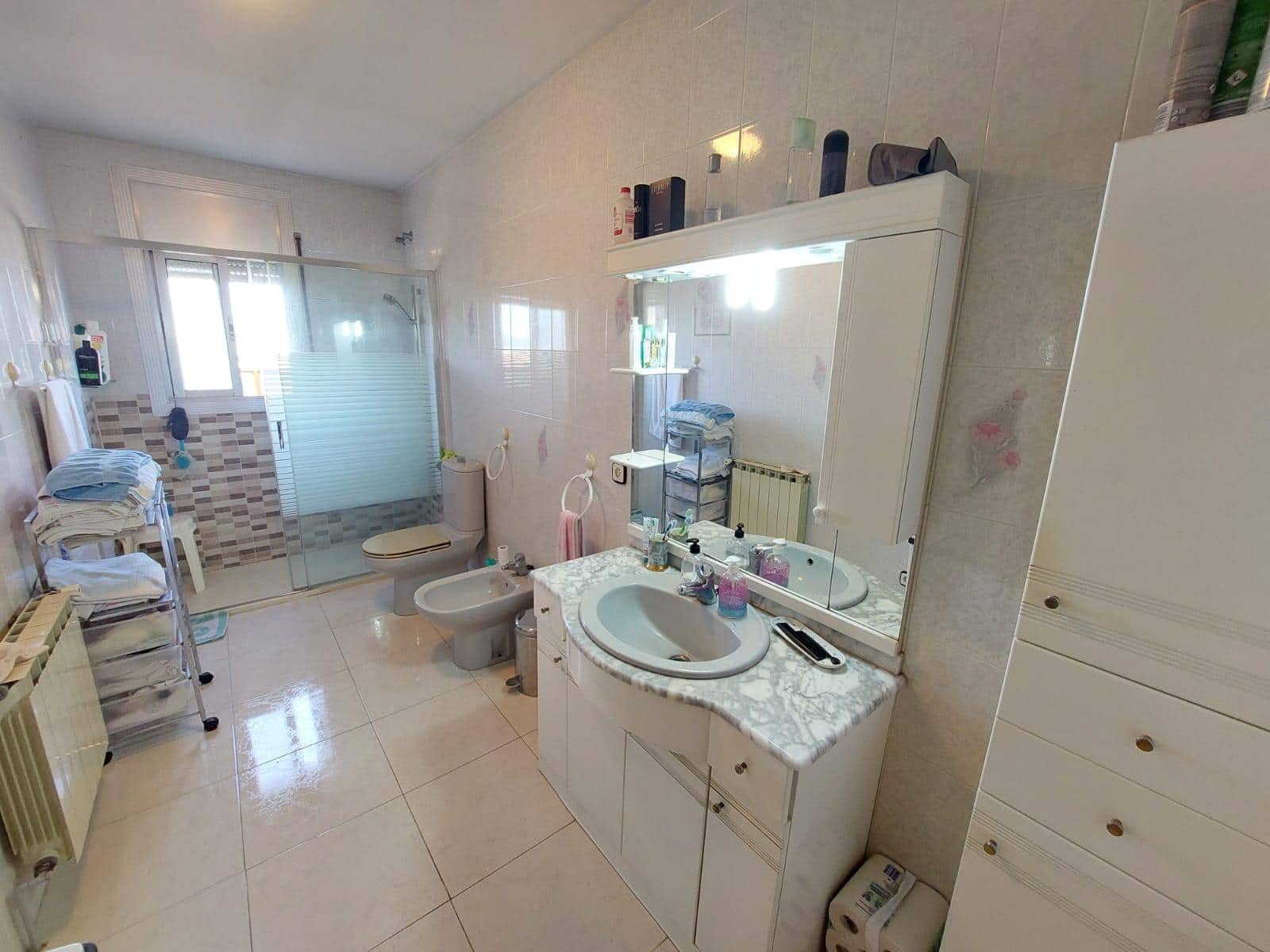 4 soverom Villa til salgs i Odena med garasje - € 269 000 (Ref: 9627504)