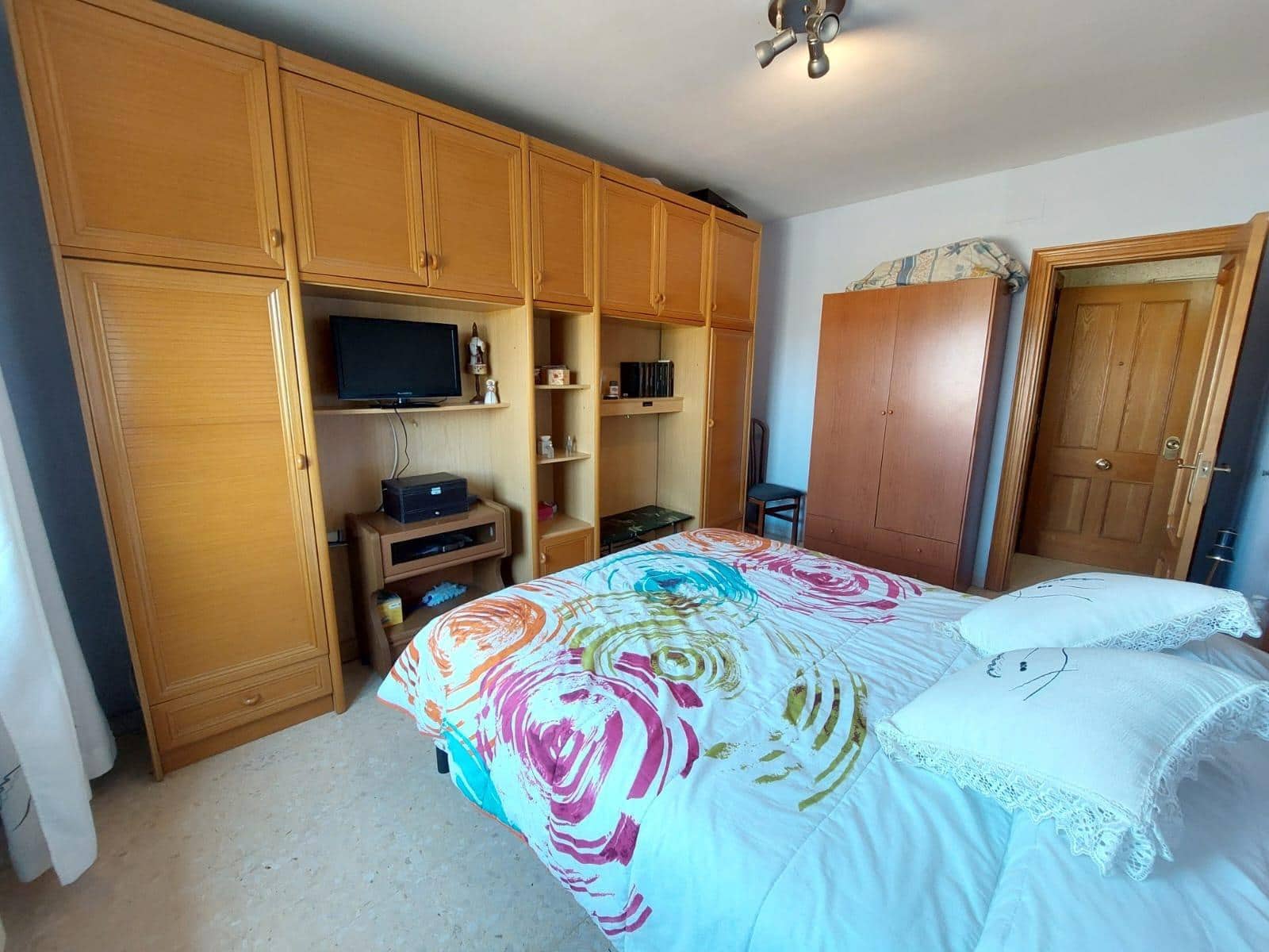 4 soverom Villa til salgs i Odena med garasje - € 269 000 (Ref: 9627504)