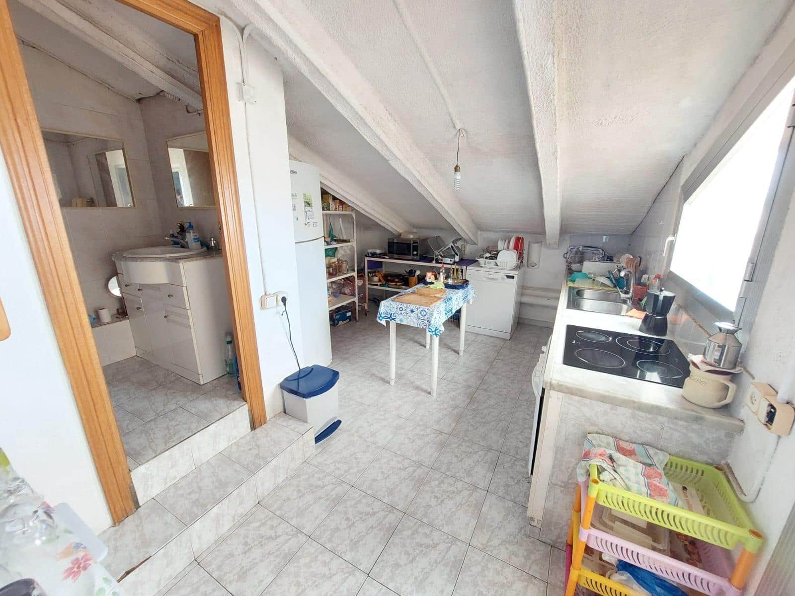 4 soverom Villa til salgs i Odena med garasje - € 269 000 (Ref: 9627504)