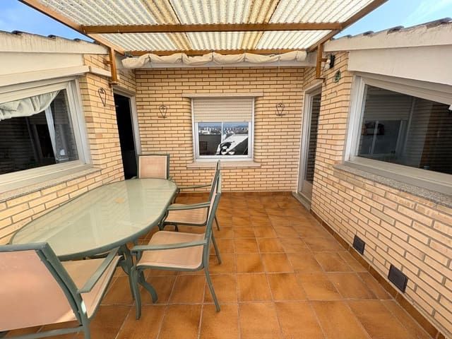 Chalet de 4 habitaciones en Odena en venta con garaje - 269.000 € (Ref: 9627504)