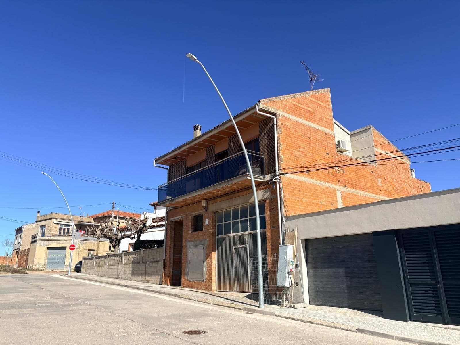 4 sypialnia Willa na sprzedaż w Calaf z garażem - 308 000 € (Ref: 9627505)