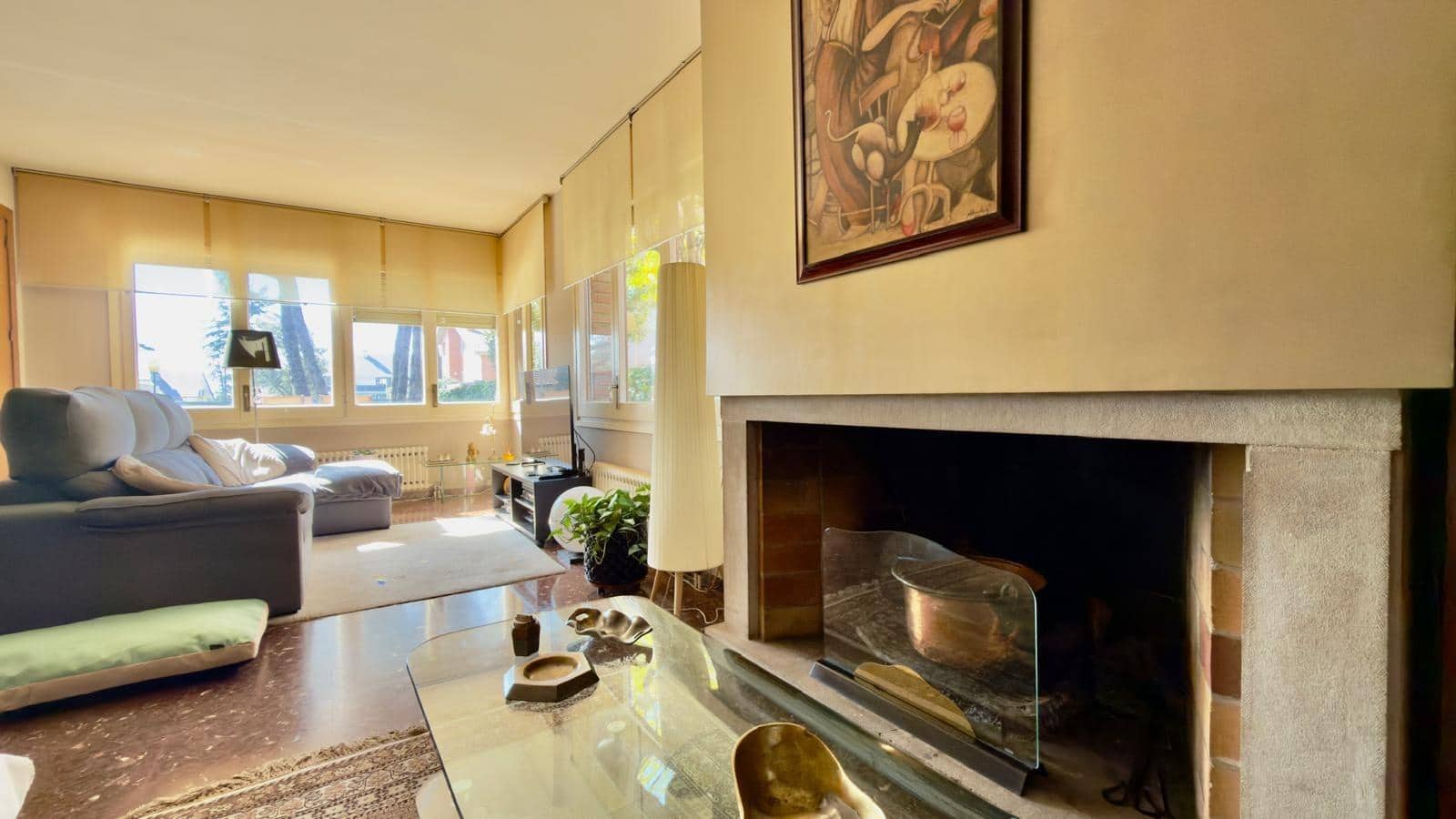 Chalet de 5 habitaciones en Igualada en venta con piscina garaje - 690.000 € (Ref: 9634268)