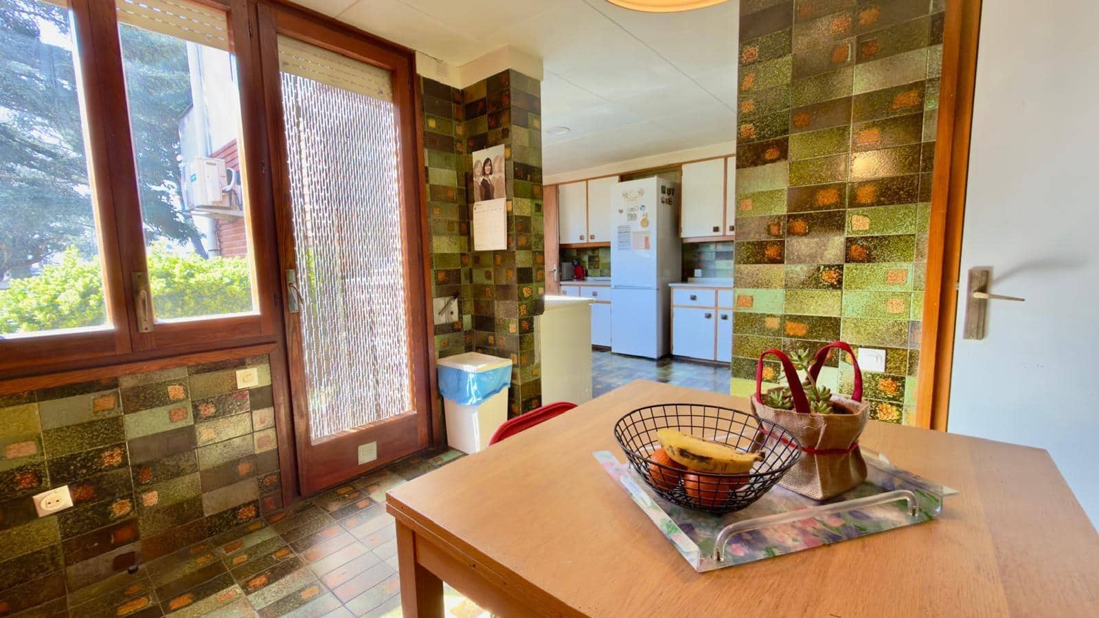 Chalet de 5 habitaciones en Igualada en venta con piscina garaje - 690.000 € (Ref: 9634268)