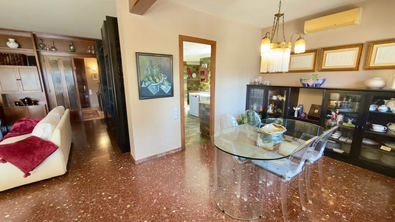 Chalet de 5 habitaciones en Igualada en venta con piscina garaje - 690.000 € (Ref: 9634268)