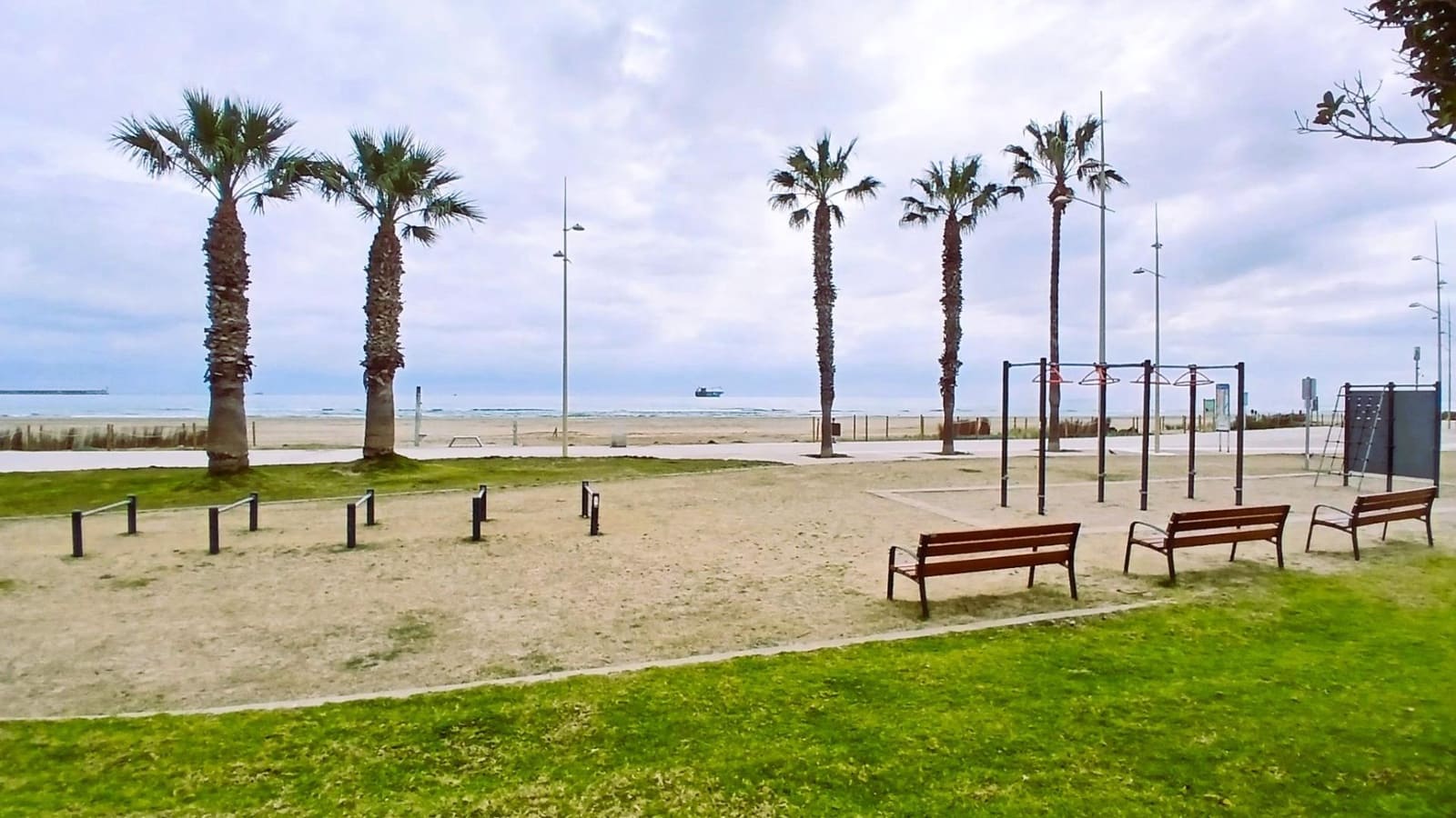 1 soveværelse Strandlejlighed til salg i La Pineda - € 149.000 (Ref: 9645023)