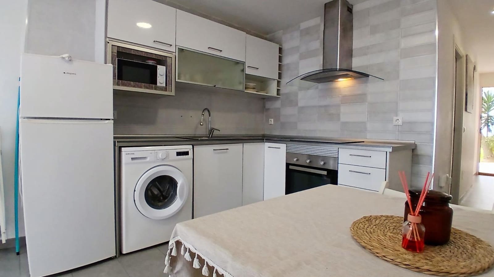 1 bedroom Beach Apartment for sale in La Pineda - € 149,000 (Ref: 9645023)