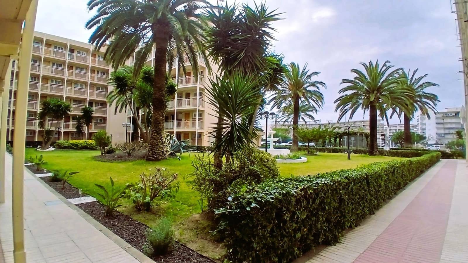 1 bedroom Beach Apartment for sale in La Pineda - € 149,000 (Ref: 9645023)