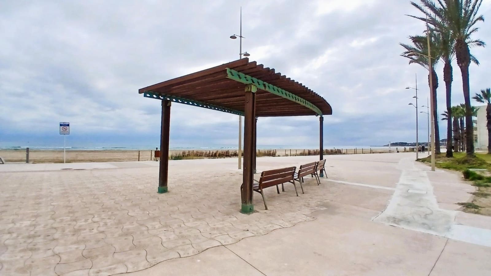 1 bedroom Beach Apartment for sale in La Pineda - € 149,000 (Ref: 9645023)