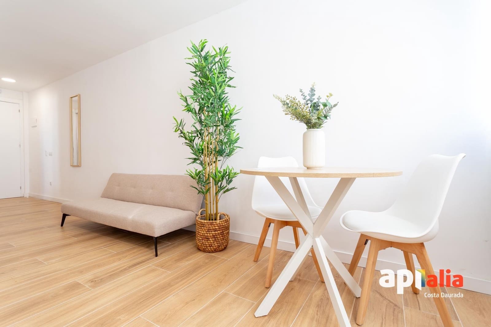 Asunto myytävänä paikassa La Pineda mukana uima-altaan - 109 900 € (Ref: 9648122)