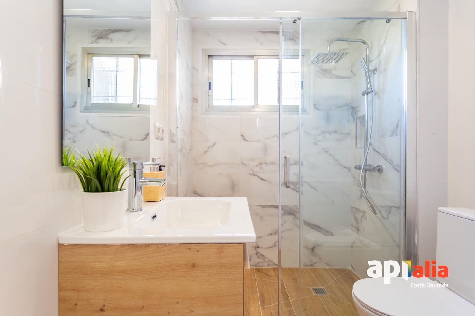 Asunto myytävänä paikassa La Pineda mukana uima-altaan - 109 900 € (Ref: 9648122)