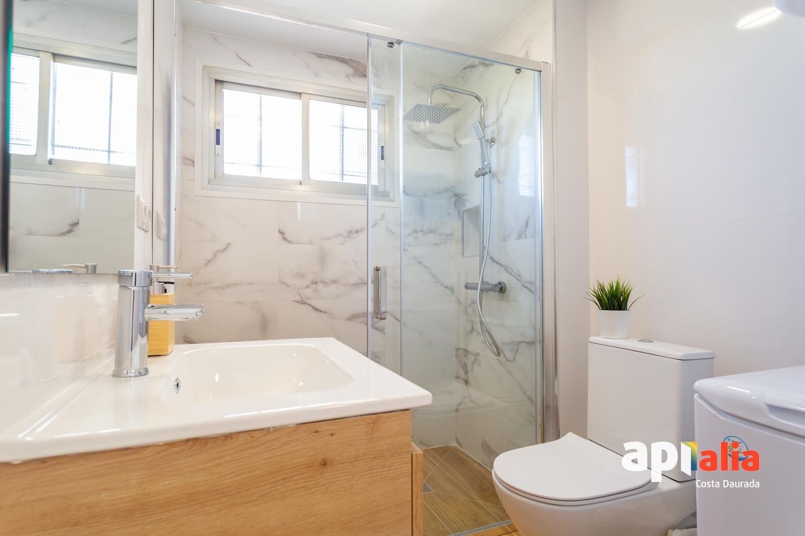 Asunto myytävänä paikassa La Pineda mukana uima-altaan - 109 900 € (Ref: 9648122)