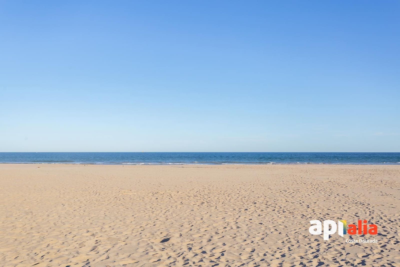 Asunto myytävänä paikassa La Pineda mukana uima-altaan - 109 900 € (Ref: 9648122)