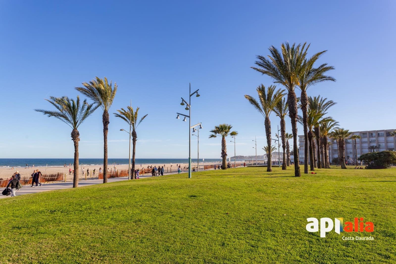 Asunto myytävänä paikassa La Pineda mukana uima-altaan - 109 900 € (Ref: 9648122)