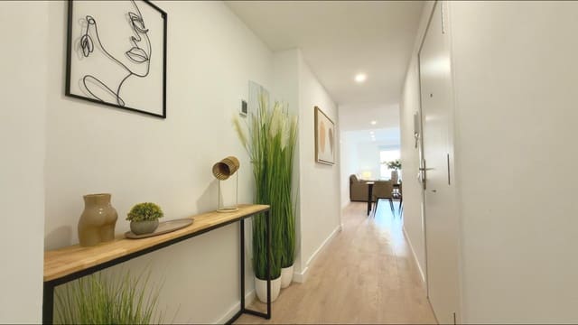 3 makuuhuone Asunto myytävänä paikassa Igualada - 299 900 € (Ref: 9674219)