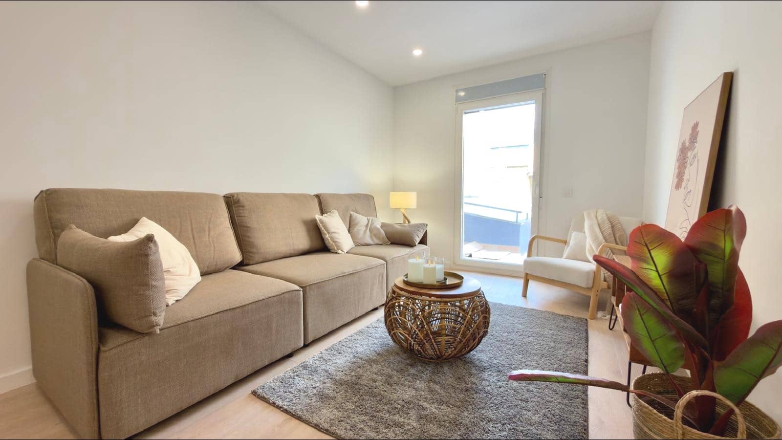 3 makuuhuone Asunto myytävänä paikassa Igualada - 299 900 € (Ref: 9674219)