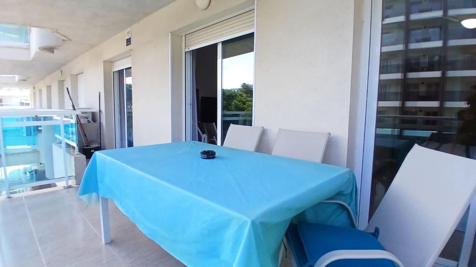 2 slaapkamer Flat te koop in Salou met zwembad - € 245.000 (Ref: 9695353)