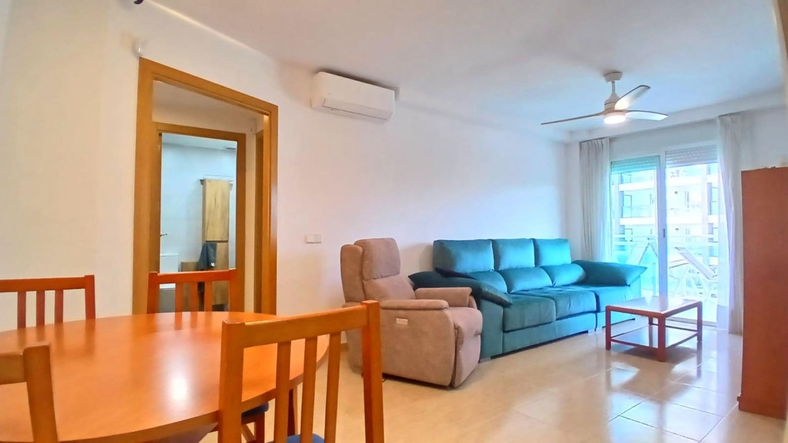 2 slaapkamer Flat te koop in Salou met zwembad - € 245.000 (Ref: 9695353)