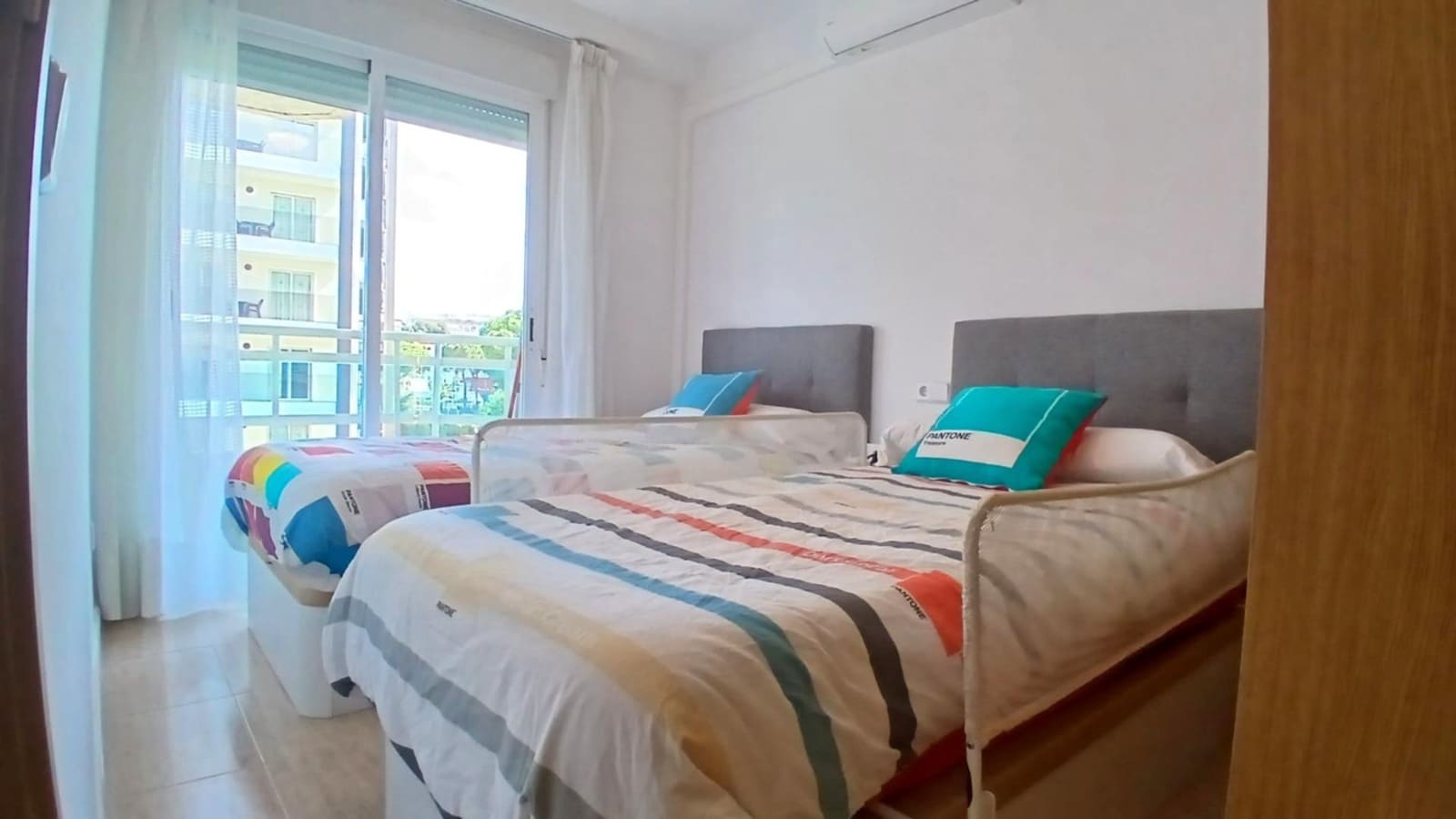 2 slaapkamer Flat te koop in Salou met zwembad - € 245.000 (Ref: 9695353)