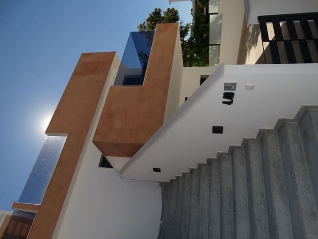 3 slaapkamer Bungalow te koop in Pilar de la Horadada ciudad, Pilar de la Horadada - € 325.000 (Ref: 10046792)