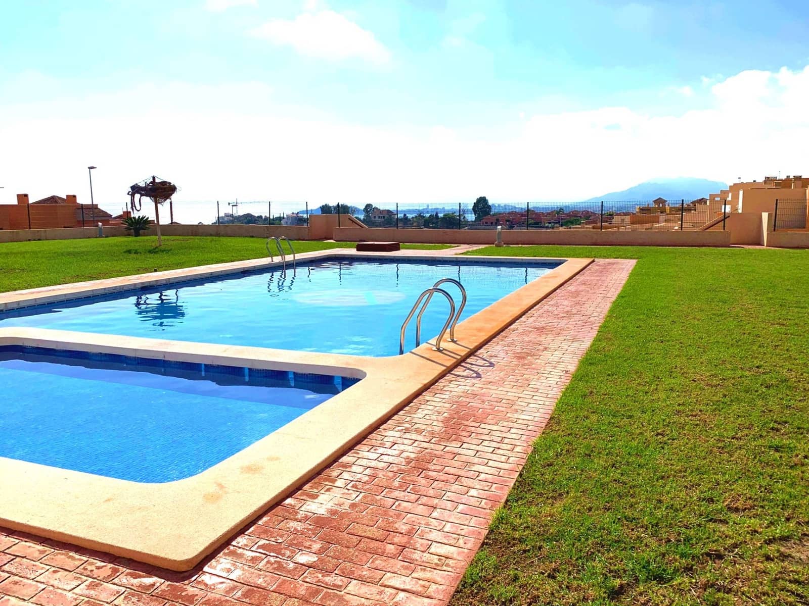 2 quarto Apartamento para venda em Isla Plana com piscina garagem - 199 000 € (Ref: 10048701)