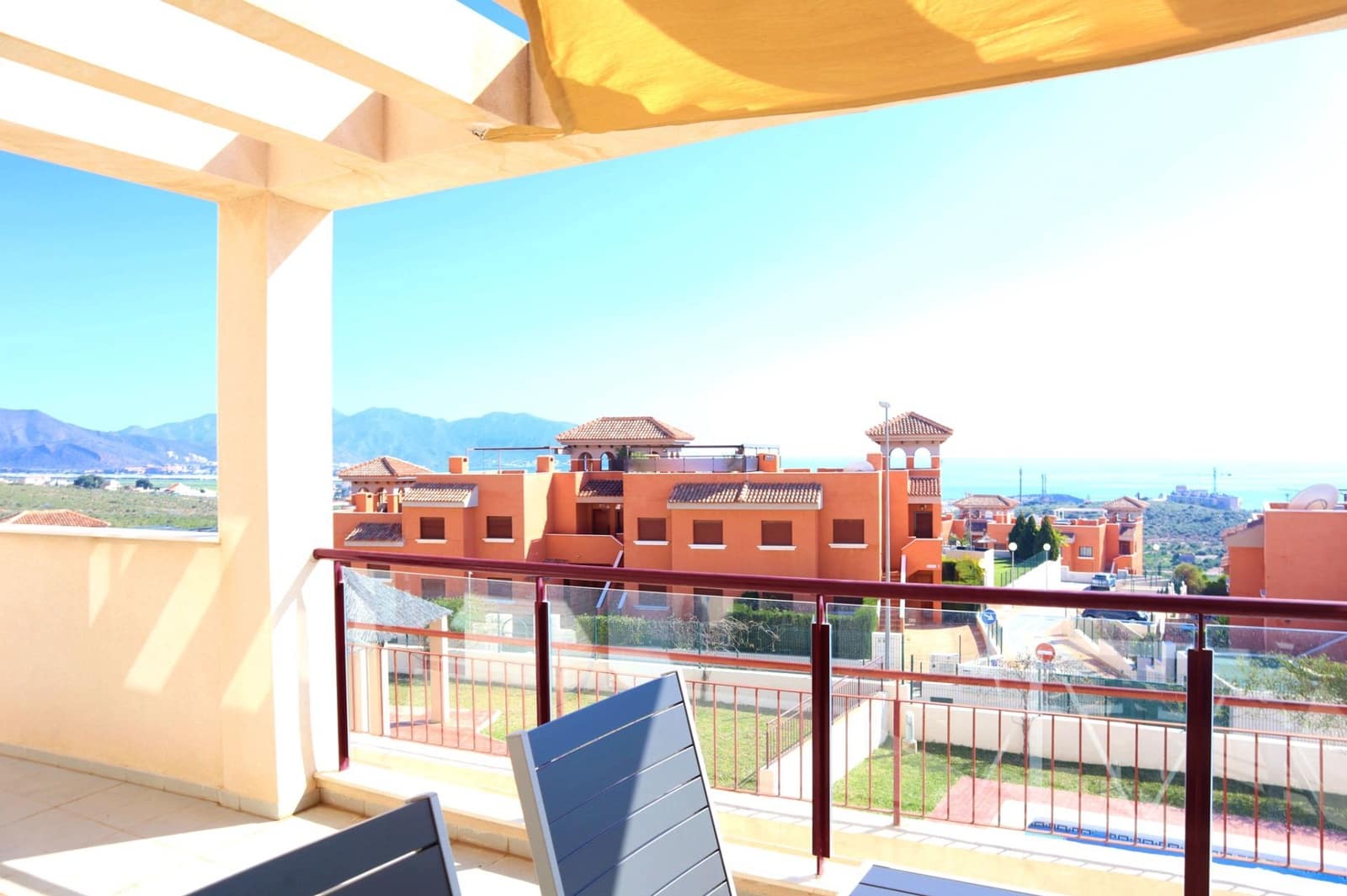 2 Zimmer Apartment zu verkaufen in Isla Plana mit Pool Garage - 169.000 € (Ref: 10061240)