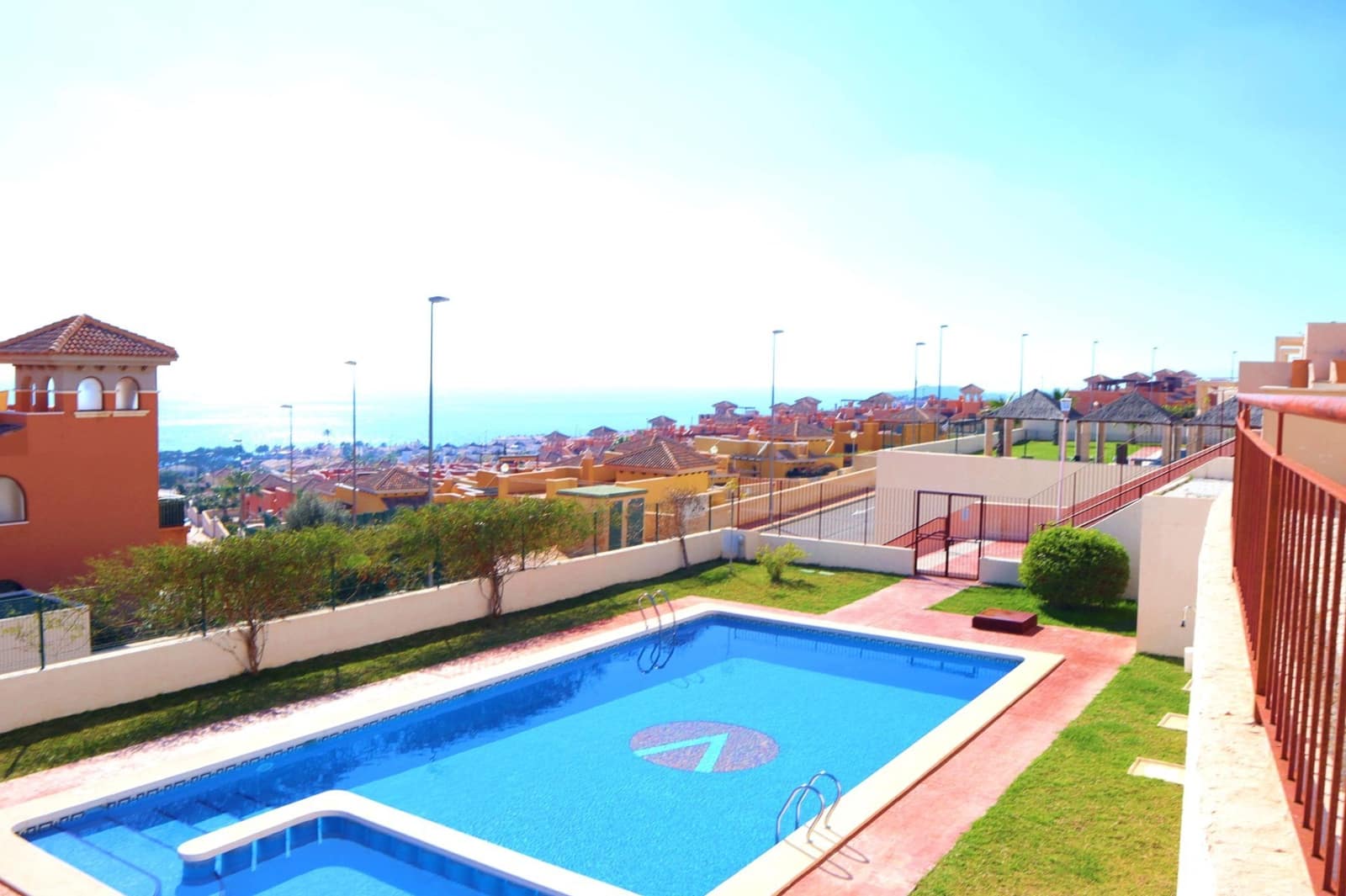 2 Zimmer Apartment zu verkaufen in Isla Plana mit Pool Garage - 169.000 € (Ref: 10061240)