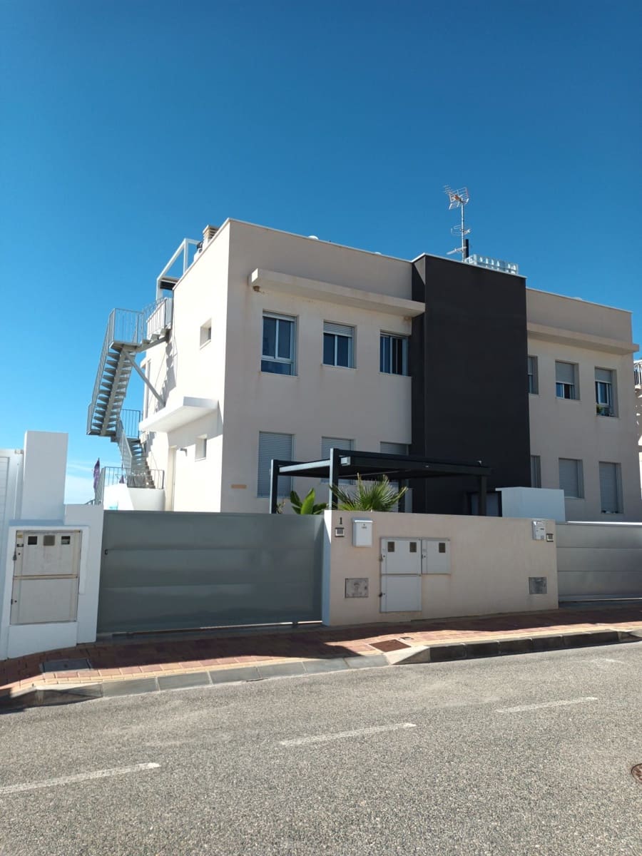 3 chambre Penthouse à vendre à Puerto de Mazarron avec garage - 265 000 € (Ref: 10074877)