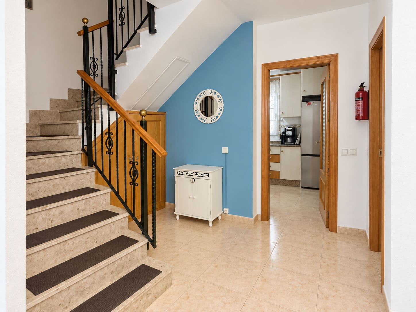 3 sypialnia Dom blizniak na sprzedaż w Isla Plana z basenem garażem - 276 500 € (Ref: 10101809)